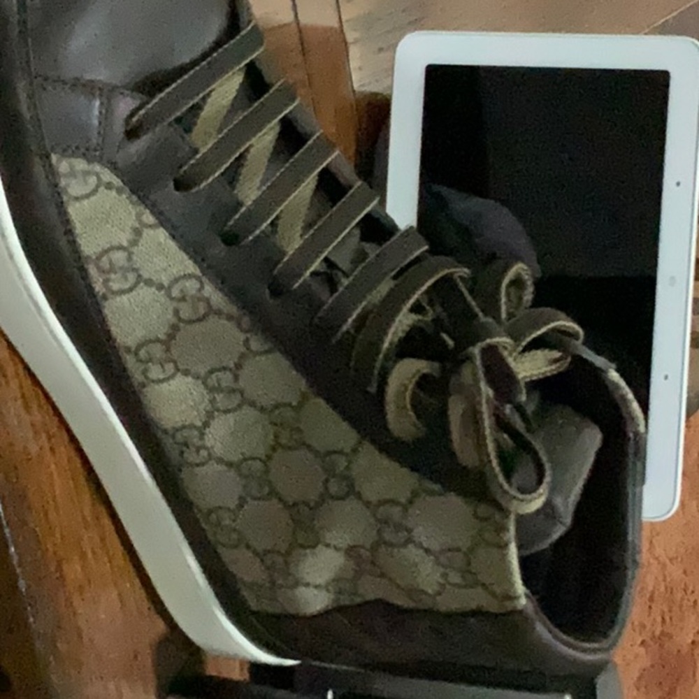 Gucci Shoes. SOLD ON EBAY... - Picture 3 of 8